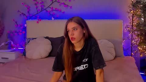 MelissaCrayzy online show from 11/18/25, 06:29