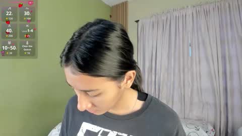 Snapshot of melissacute50 chatting on 12/17/25, 12:11 Meli online show from 12/17/25, 12:11