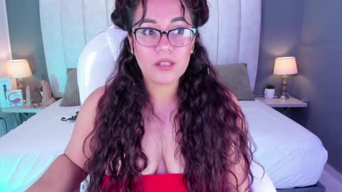 M E L I S S A  online show from 12/20/24, 01:11