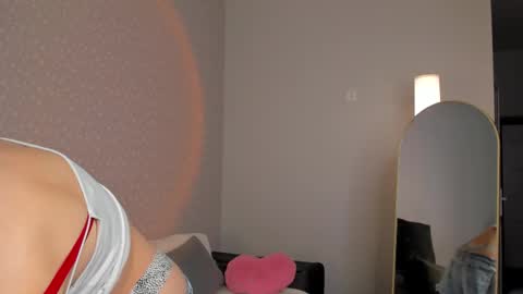 Snapshot of melissaking_ chatting on 03/17/26, 09:23 Melissa GTM2 1015 am- 1745am online show from 03/17/26, 09:23