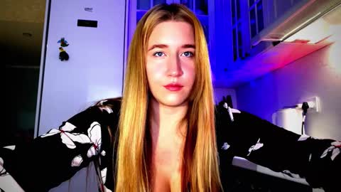 melissalii online show from 10/27/25, 11:03