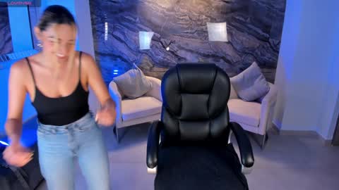 Call me Meli online show from 01/12/25, 02:56