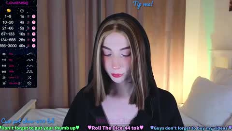 Snapshot of melissaober chatting on 04/04/26, 05:38 Melissa or abbreviated Mel or Lis online show from 04/04/26, 05:38