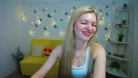 Snapshot of melissatylerbb chatting on 03/21/26, 08:30 Melissa online show from 03/21/26, 08:30