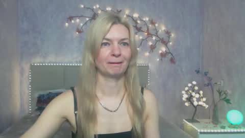 Snapshot of melissatylerbb chatting on 03/28/26, 06:57 Melissa online show from 03/28/26, 06:57