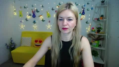 Snapshot of melissatylerbb chatting on 04/12/26, 05:12 Melissa online show from 04/12/26, 05:12