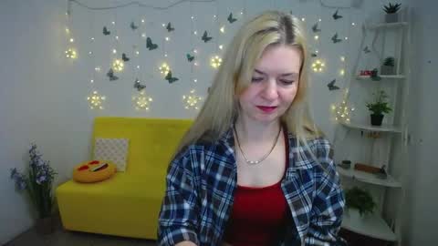 Snapshot of melissatylerbb chatting on 04/15/26, 06:09 Melissa online show from 04/15/26, 06:09