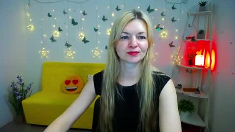 Snapshot of melissatylerbb chatting on 04/24/26, 11:23 Melissa online show from 04/24/26, 11:23