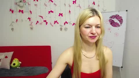 Snapshot of melissatylerbb chatting on 04/26/26, 05:38 Melissa online show from 04/26/26, 05:38