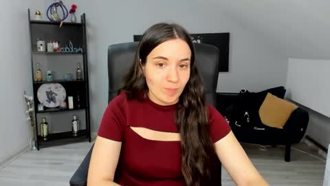 melissawiliam online show from 09/18/25, 10:50