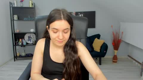 Snapshot of melissawiliam chatting on 04/03/26, 10:57 melissawiliam online show from 04/03/26, 10:57