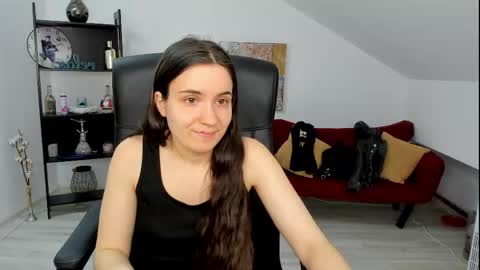 Snapshot of melissawiliam chatting on 05/08/26, 10:53 melissawiliam online show from 05/08/26, 10:53