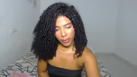 mell_rossi online show from 12/16/25, 09:03