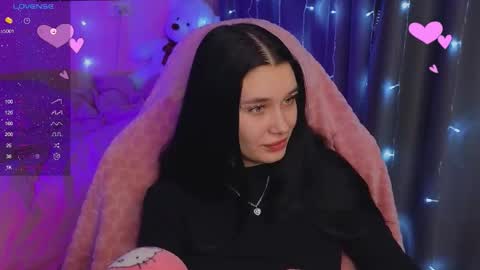 Freya  IM NONUDE online show from 11/13/25, 11:03