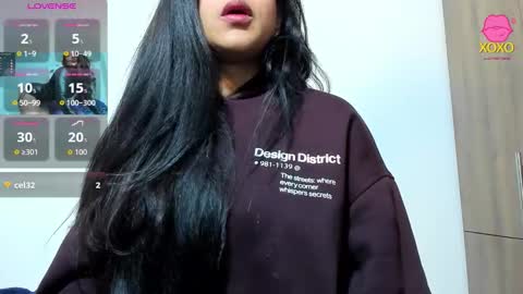 mellanie online show from 11/25/25, 10:04