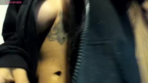 Snapshot of mellanie33 chatting on 02/03/26, 09:58 mellanie online show from 02/03/26, 09:58