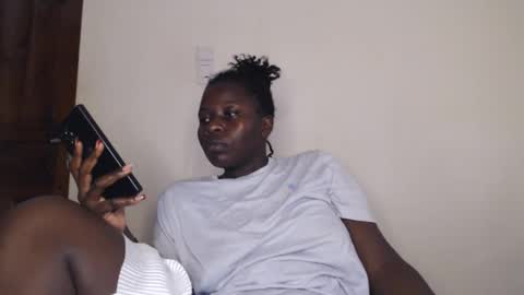 Snapshot of mellanin_pretty_ chatting on 03/28/26, 08:36 . online show from 03/28/26, 08:36