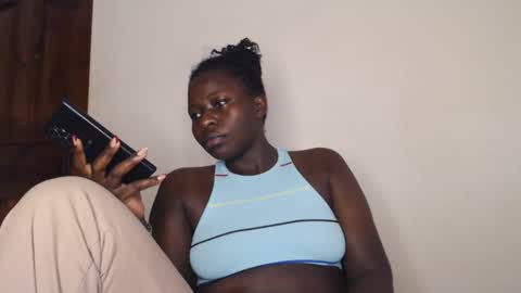 Snapshot of mellanin_pretty_ chatting on 03/30/26, 06:36 . online show from 03/30/26, 06:36