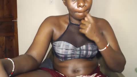 Snapshot of mellanin_pretty_ chatting on 06/26/26, 12:59 . online show from 06/26/26, 12:59