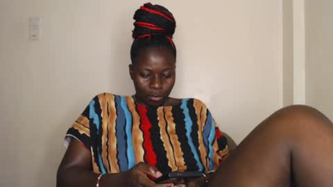 Snapshot of mellanin_pretty_ chatting on 07/07/26, 01:30 . online show from 07/07/26, 01:30