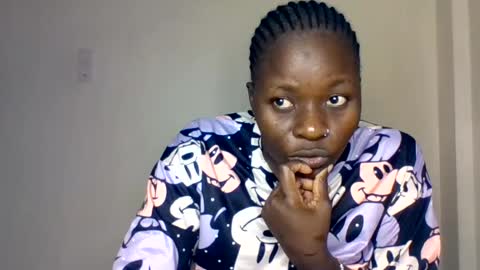Snapshot of mellanin_pretty_ chatting on 08/05/26, 07:06 . online show from 08/05/26, 07:06