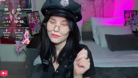 Snapshot of mellhyees chatting on 11/27/25, 03:08 mellhyees online show from 11/27/25, 03:08