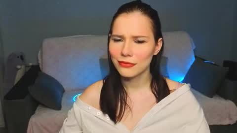 Snapshot of mellhyees chatting on 03/07/26, 05:32 mellhyees online show from 03/07/26, 05:32