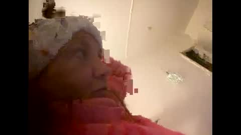 Melli online show from 12/29/24, 05:12