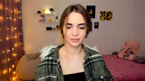 Snapshot of mellifluoustess chatting on 12/08/24, 09:08 Tessa online show from 12/08/24, 09:08