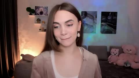 Snapshot of mellifluoustess chatting on 04/15/26, 09:49 Tessa online show from 04/15/26, 09:49