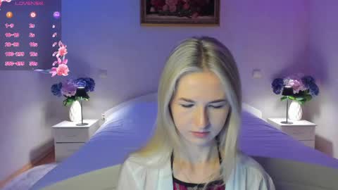 Snapshot of mellina_tey chatting on 04/23/26, 07:16 Mellina online show from 04/23/26, 07:16