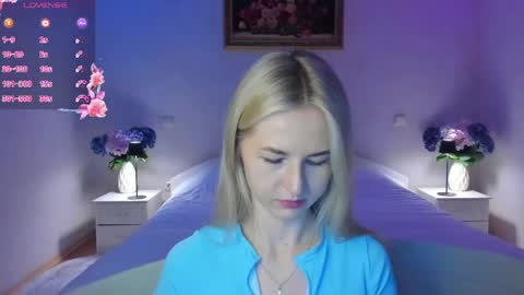 Snapshot of mellina_tey chatting on 04/25/26, 09:45 Mellina online show from 04/25/26, 09:45