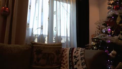 Snapshot of melly_rosey chatting on 12/19/25, 07:59 Melly online show from 12/19/25, 07:59