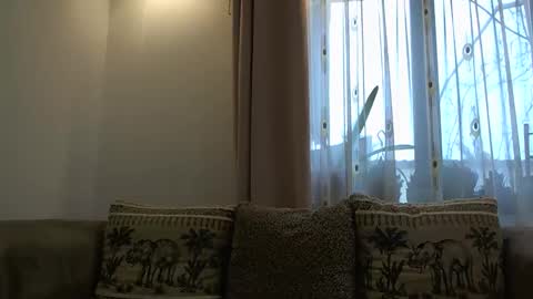 Snapshot of melly_rosey chatting on 03/23/26, 07:23 Melly online show from 03/23/26, 07:23