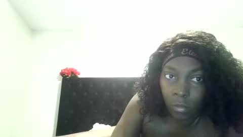 Snapshot of melmel262626 chatting on 12/17/24, 11:06 melmel262626 online show from 12/17/24, 11:06