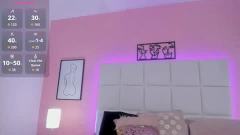 Snapshot of meloddy_parkerr_ chatting on 03/24/26, 04:17 MELODDY PARKERR online show from 03/24/26, 04:17