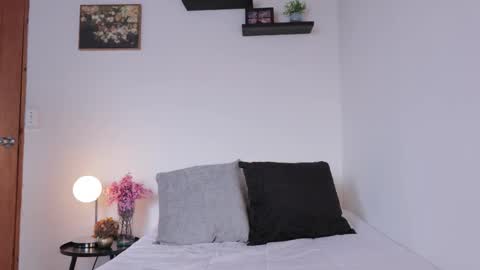 Meloddy online show from 03/24/26, 03:39