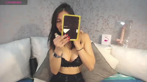 Melodi online show from 02/02/25, 01:08