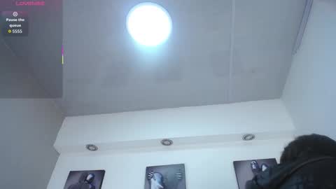 Snapshot of melodiroux_ chatting on 01/13/26, 01:16 Melodi online show from 01/13/26, 01:16