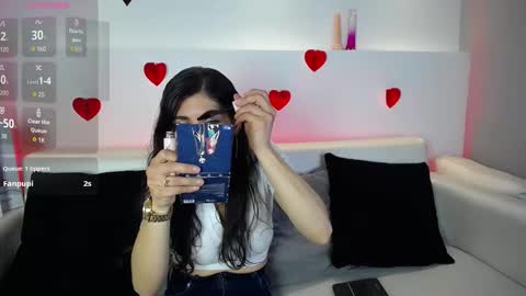 Snapshot of melodiroux_ chatting on 03/06/26, 02:02 Melodi online show from 03/06/26, 02:02