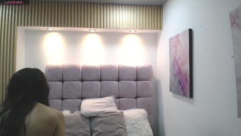 Snapshot of melodiroux_ chatting on 07/16/26, 12:55 Melodi online show from 07/16/26, 12:55