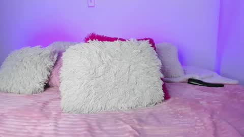    online show from 02/02/25, 06:42