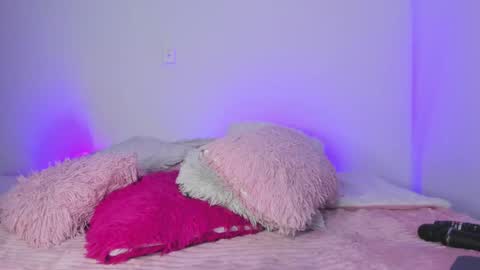    online show from 02/03/25, 08:35