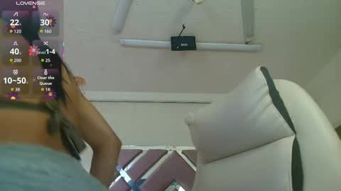 Snapshot of melody_ebonny chatting on 11/15/25, 08:11 melody_ebonny online show from 11/15/25, 08:11