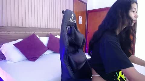 Melody  online show from 12/04/24, 12:14