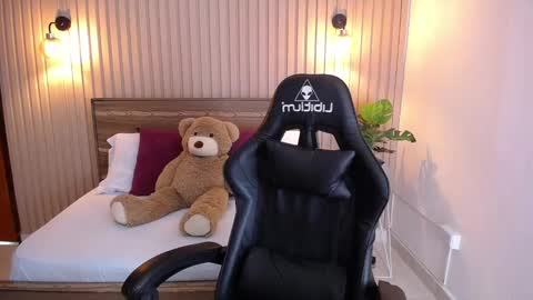 Melody  online show from 12/11/24, 12:23