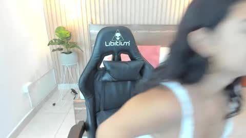 Melody  online show from 02/10/25, 12:08