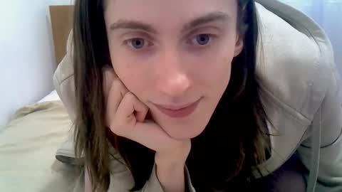 Melody online show from 01/18/26, 03:27