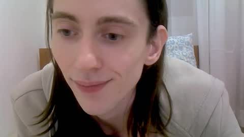 Melody online show from 02/04/26, 06:47