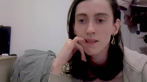 Melody online show from 02/14/26, 06:37